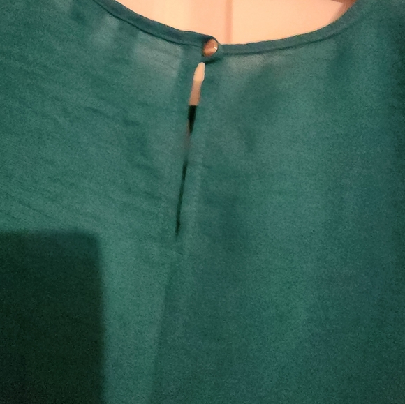 Top - Picture 4 of 4